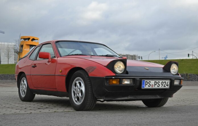 Porsche 924